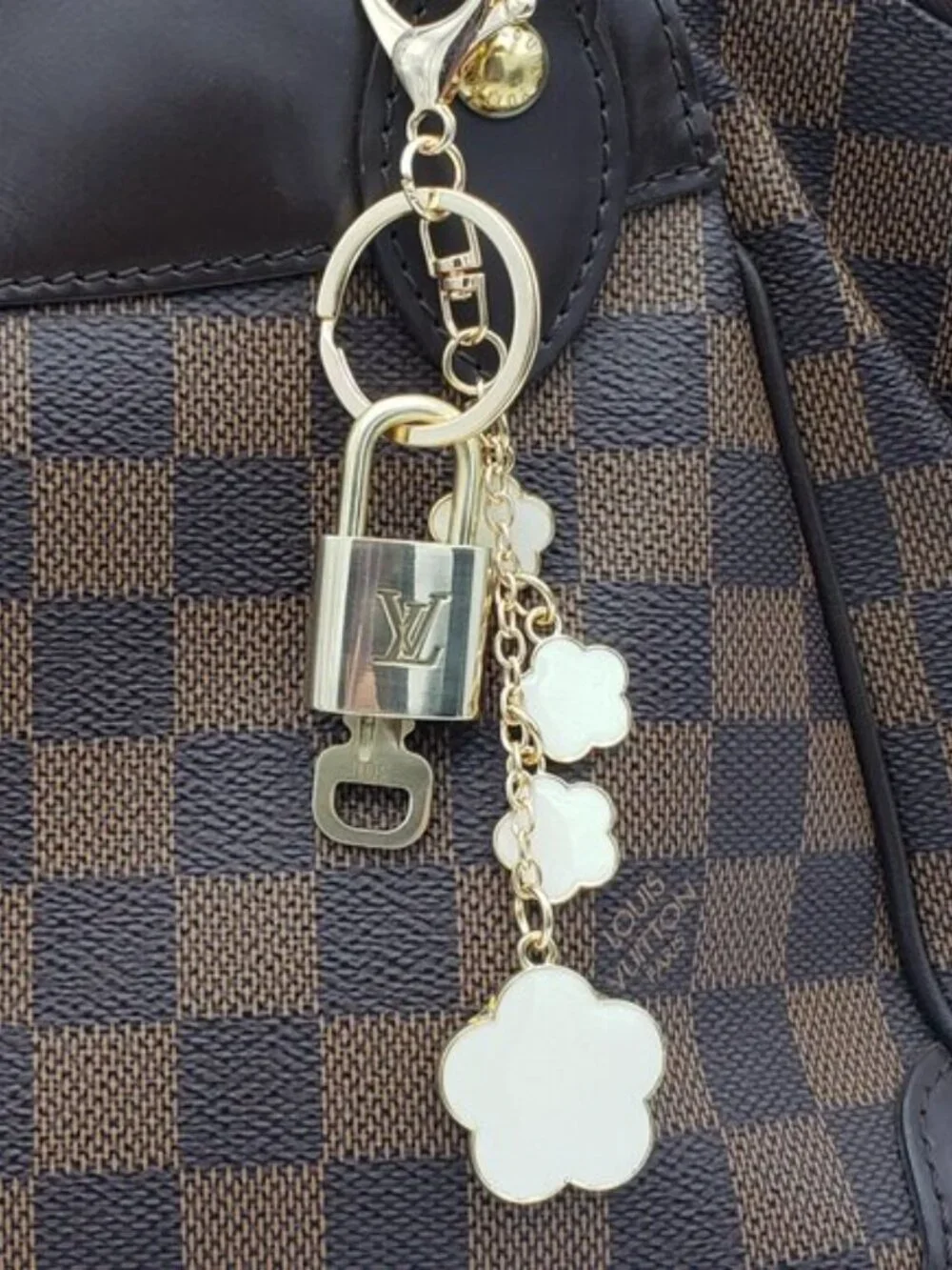 Louis Vuitton Gold Padlock 🔒 Key Set Authentic LV w/ Unbranded Flower Keychain